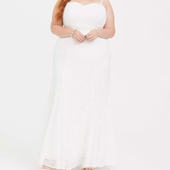 NWT Torrid Special Occasion Ivory Lace Mermaid Formal Gown - Picture 1 of 7